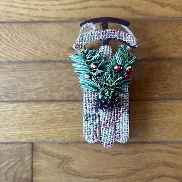 Christmas ornament sled - Picture 2 of 6